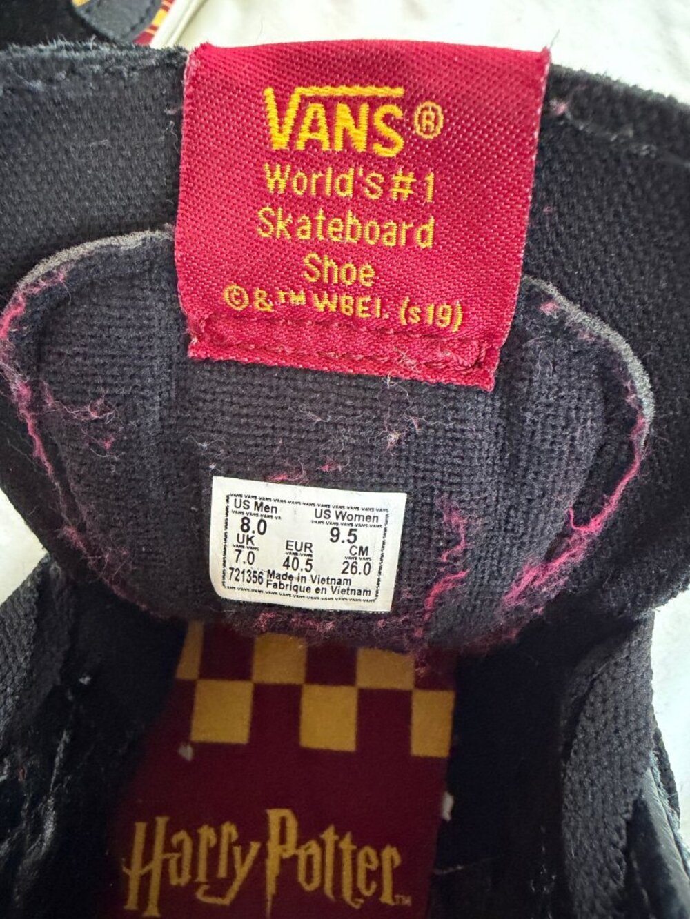 Vans x Harry Potter Sk8-Hi Gryffindor High Top Sneakers W 9.5/M 8 - Picture 4 of 10
